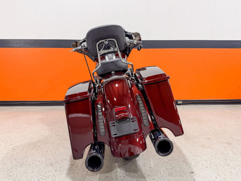 Harley-Davidson Motorcycle 2010 Harley-Davidson Screamin' Eagle CVO Street Glide FLHXSE 110" w/ Extras! $14,995