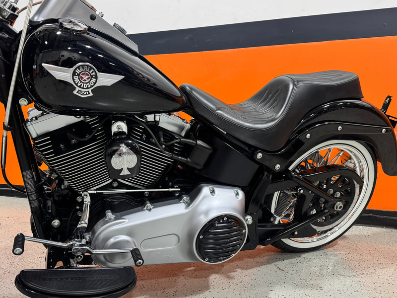 Harley-Davidson Motorcycle 2010 Harley-Davidson Softail Fatboy Low FLSTFB Fat Spoke Wheels Custom Bars & One Owner Only 1,682 Miles! $11,995
