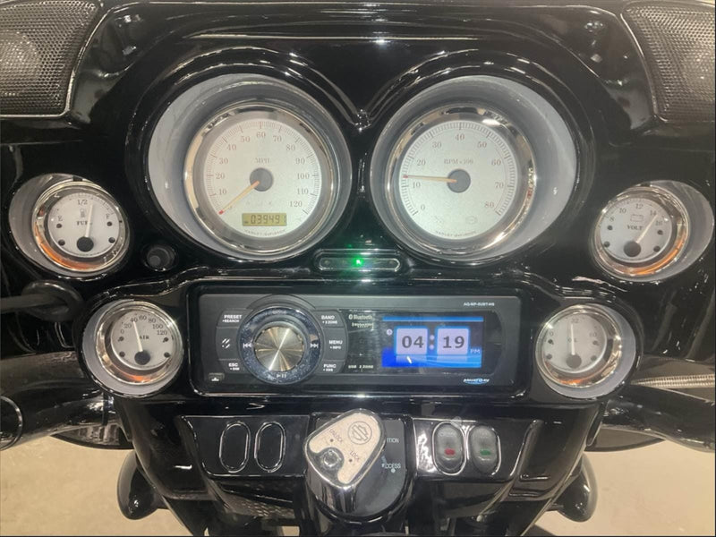 Harley-Davidson Motorcycle 2010 Harley-Davidson Street Glide FLHX One Owner True Duals Chrome Front End 21" Wheels w/ Tons of Extras! $10,995 (In Transit)