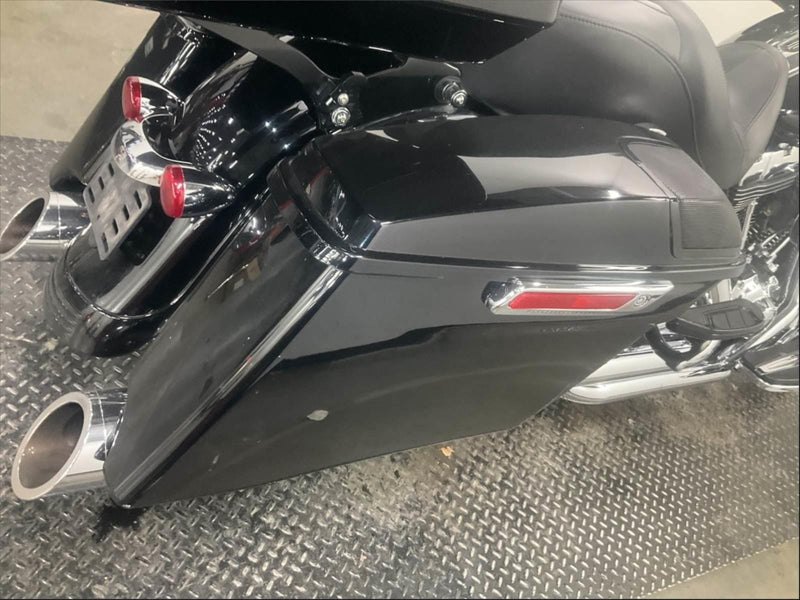 Harley-Davidson Motorcycle 2010 Harley-Davidson Street Glide FLHX One Owner True Duals Chrome Front End 21" Wheels w/ Tons of Extras! $10,995 (In Transit)