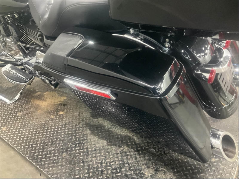 Harley-Davidson Motorcycle 2010 Harley-Davidson Street Glide FLHX One Owner True Duals Chrome Front End 21" Wheels w/ Tons of Extras! $10,995 (In Transit)