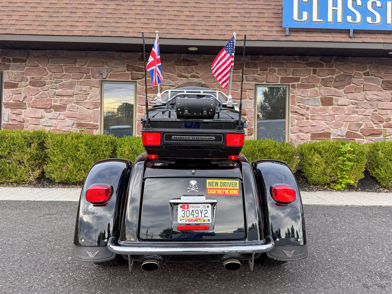 Harley-Davidson Motorcycle 2010 Harley-Davidson Triglide Ultra Classic FLHTCUTG Trike Low Miles & Many Extras! $18,995