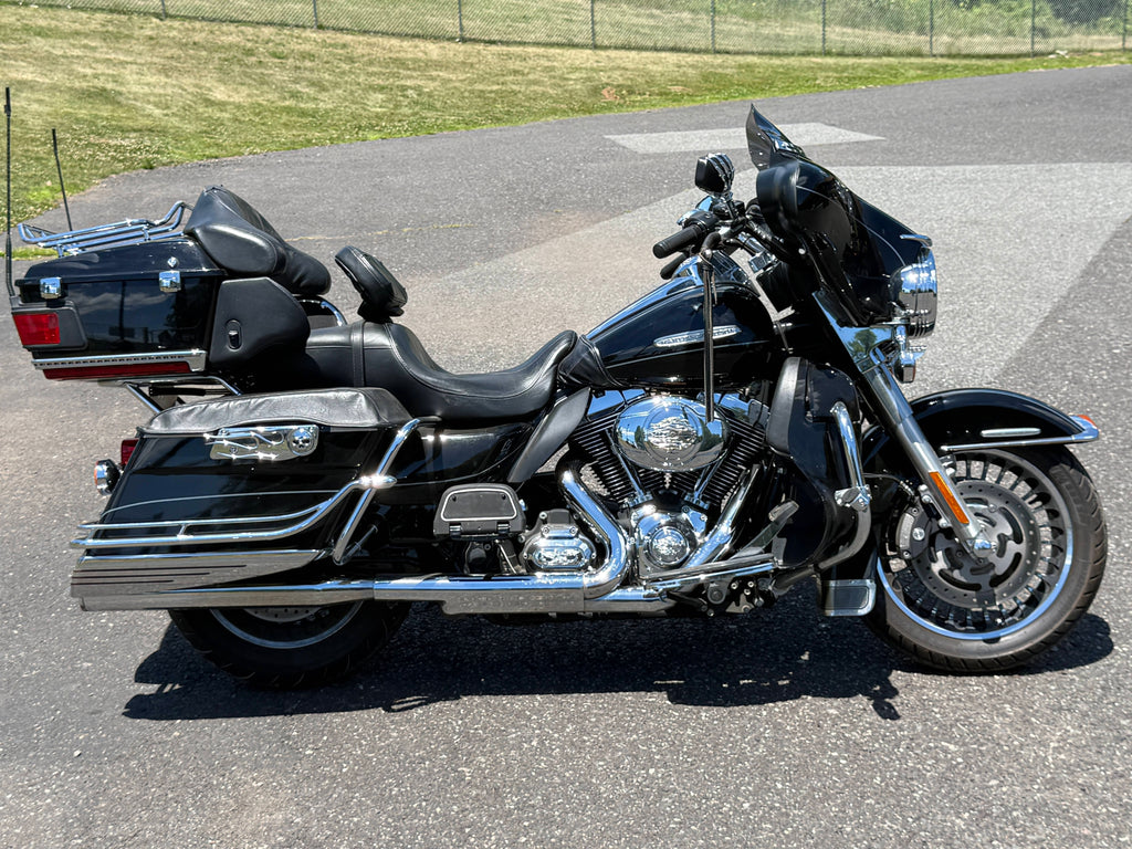 2011 Harley-Davidson Touring Electra Glide Ultra Limited FLHTK 103