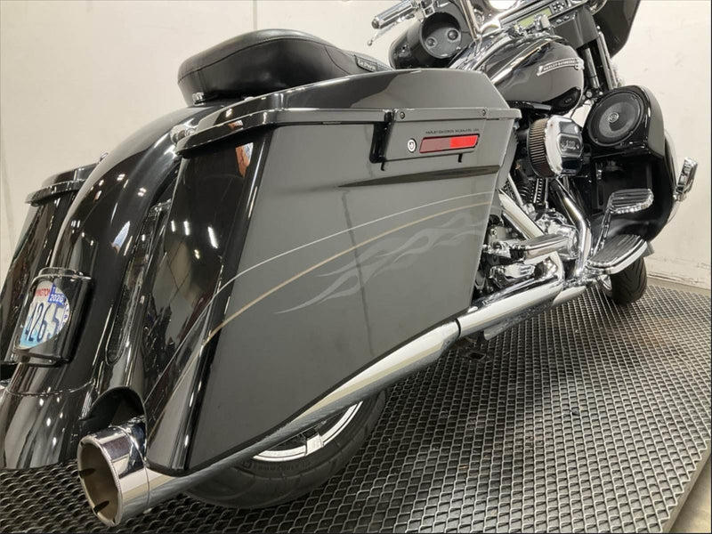 Harley-Davidson Motorcycle 2012 Harley Davidson Screamin’ Eagle Street Glide FLHXSE3 CVO 110"  Only 11,727 miles w/ Extras! $15,995 (In Transit)