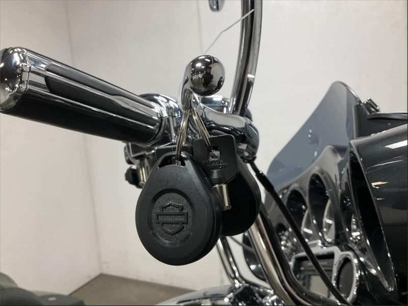 Harley-Davidson Motorcycle 2012 Harley Davidson Screamin’ Eagle Street Glide FLHXSE3 CVO 110"  Only 11,727 miles w/ Extras! $15,995 (In Transit)