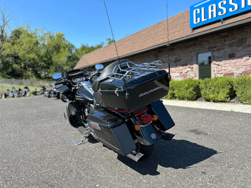 Harley-Davidson motorcycle 2012 Harley-Davidson Touring Road Glide Ultra FLTRU One-Owner Clean Carfax! - $9,995