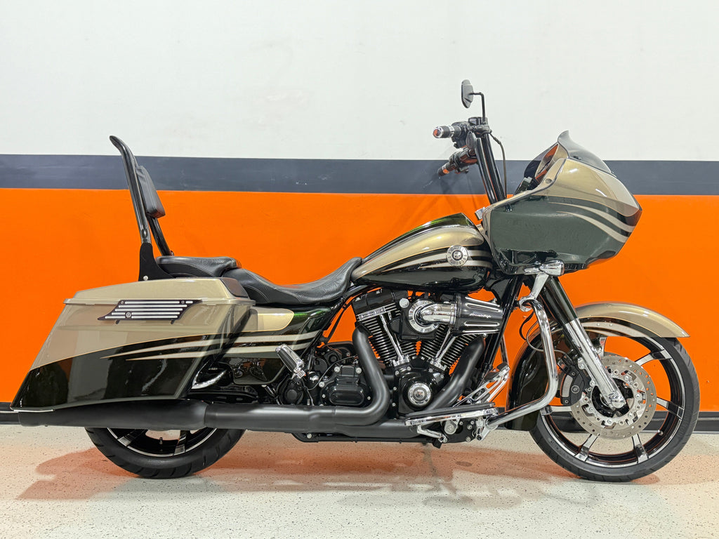 雷*犬様 HARLEY-DAVIDSON CVO ゴールドキー　まとめ売り　非売 SOLD 2013 Harley-Davidson Screamin' Eagle CVO Road Glide Custom