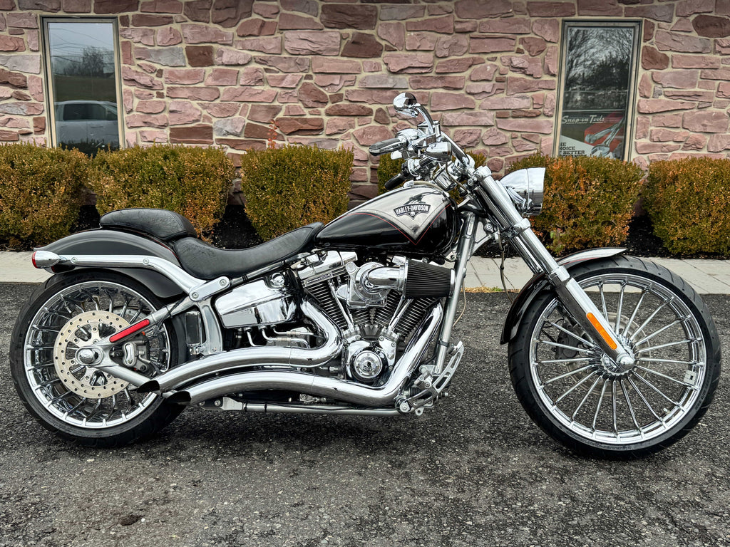 Harley-Davidson Motorcycle 2013 Harley-Davidson Screamin' Eagle CVO Softail Breakout FXSBSE 110" One Owner! Vance & Hines Big Radius! Only 8K Miles! $15,995