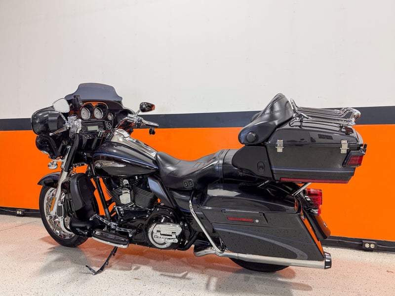 Harley-Davidson Motorcycle 2013 Harley-Davidson Screamin' Eagle CVO Ultra Classic FLHTCUSE8 110th Anniversary One Owner Very Low Miles! $15,995