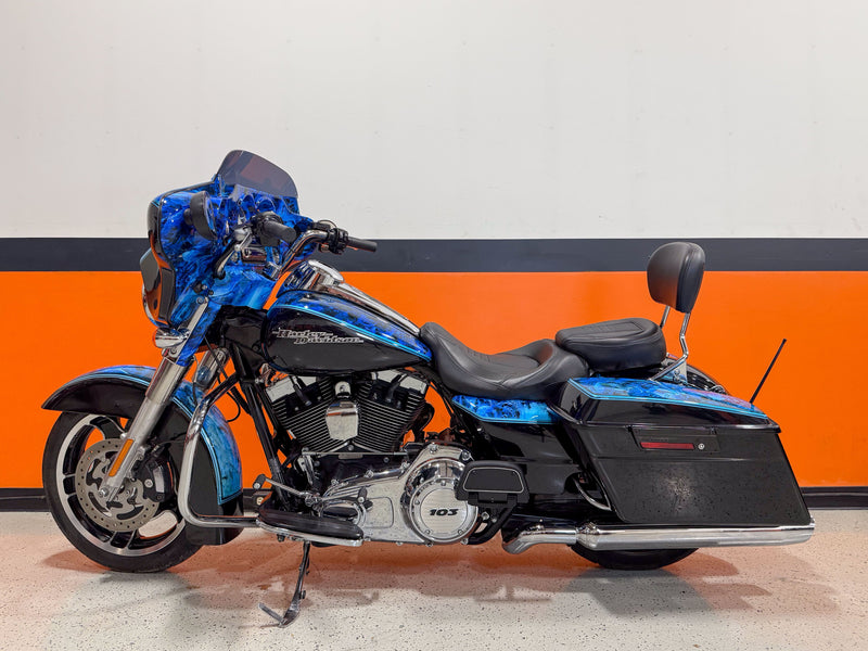 Harley-Davidson Motorcycle 2013 Harley-Davidson Street Glide FLHX w/ Hydro Dipped Paint!  $11,995