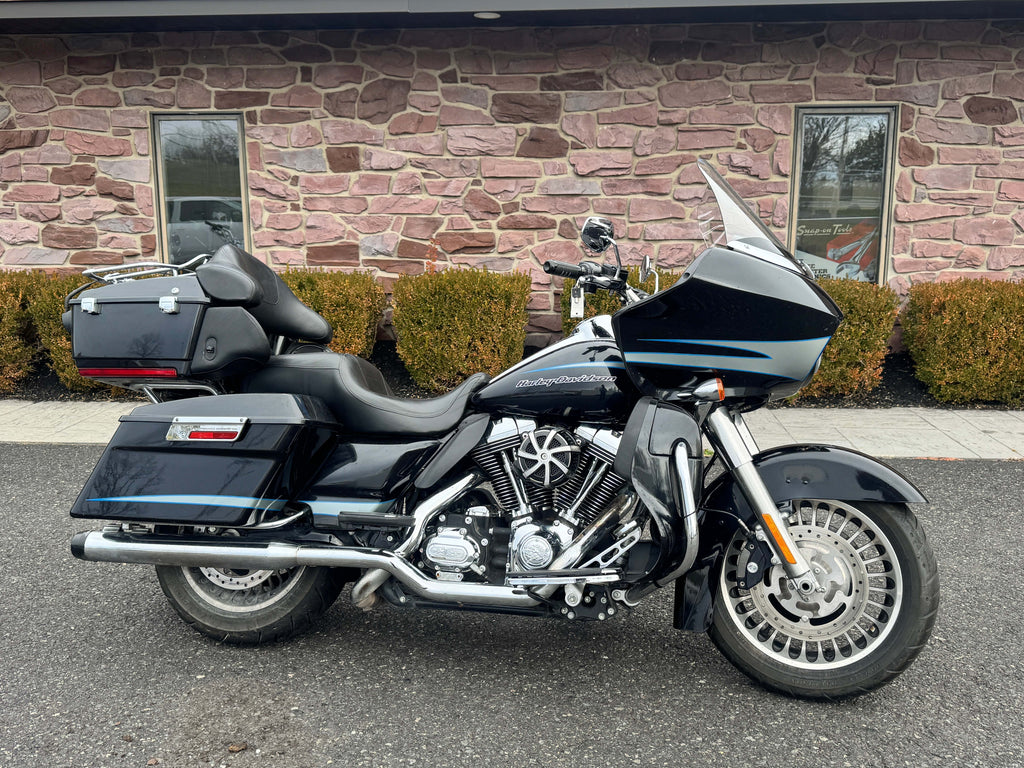Harley-Davidson Motorcycle 2013 Harley-Davidson Touring Road Glide Ultra FLTRU 103" 6-Speed w/ Rinehart True Duals & Extras! $11,995