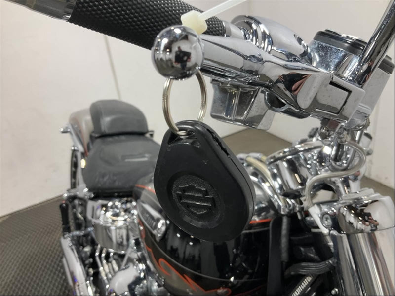 Harley-Davidson Motorcycle 2014 Harley-Davidson Screamin' Eagle CVO Softail Breakout FXSBSE 110" One Owner w/ Upgrades! Only 4,038 Miles! $16,995 (Sneak Peek Deal)