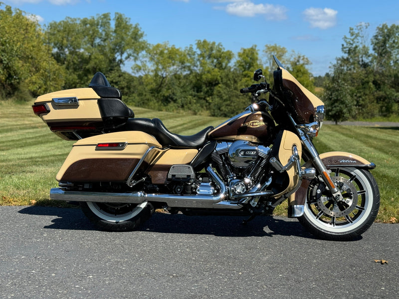 Harley-Davidson Motorcycle 2014 Harley-Davidson Touring Electra Glide Ultra Classic FLHTCU One Owner Clean Carfax w/ Extras! $11,495