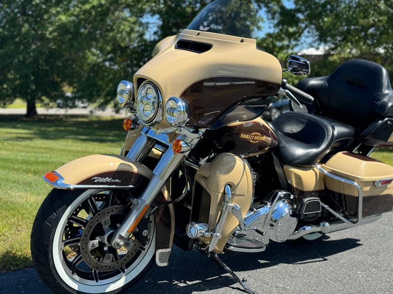 Harley-Davidson Motorcycle 2014 Harley-Davidson Touring Electra Glide Ultra Classic FLHTCU One Owner Clean Carfax w/ Extras! $11,495