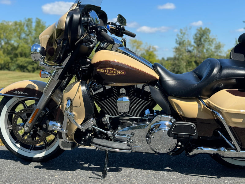 Harley-Davidson Motorcycle 2014 Harley-Davidson Touring Electra Glide Ultra Classic FLHTCU One Owner Clean Carfax w/ Extras! $11,495