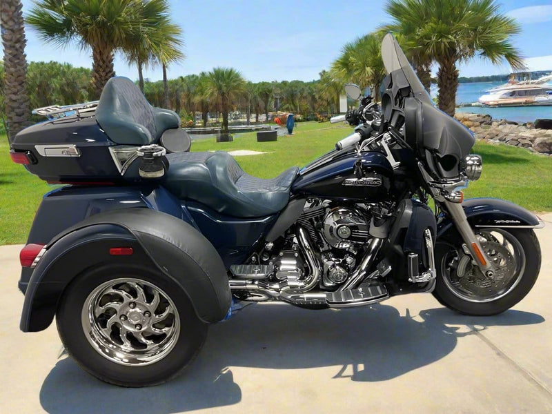 Harley-Davidson Motorcycle 2014 Harley-Davidson Triglide Ultra Classic FLHTCUTG Trike Low Miles! Two-Tone w/ Many Extras! $21,995 (Sneak Peek Deal)