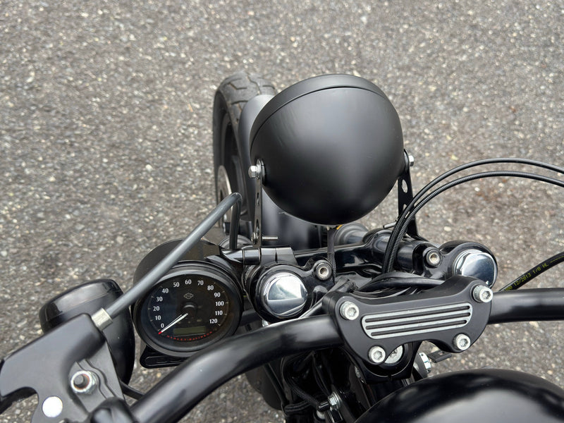 Harley-Davidson Motorcycle 2014 Harley-Davidson XL883N Iron Sportster Only 6k Original Miles & Extras! $5,995