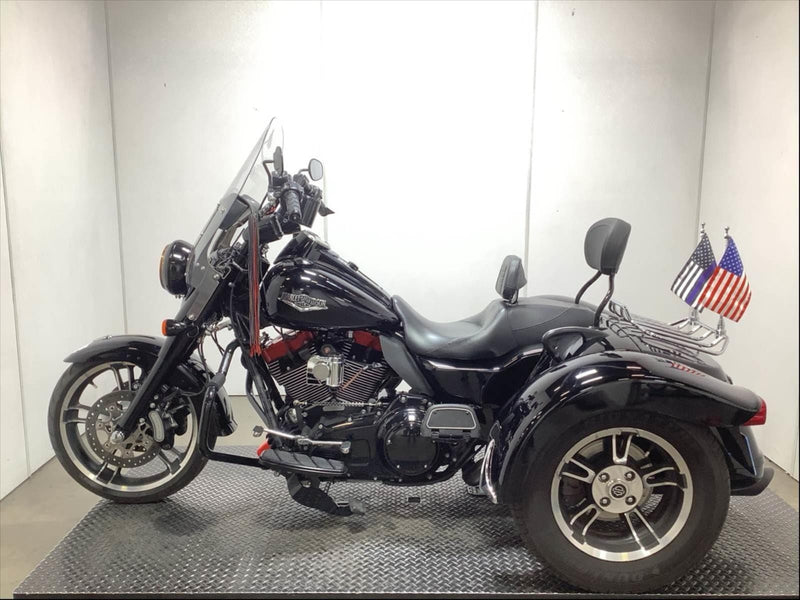 Harley-Davidson Motorcycle 2015 Harley-Davidson Freewheeler Free Wheeler FLRT Trike Low Miles, & Thousands In Upgrades! $17,995 (Sneak Peek Deal)