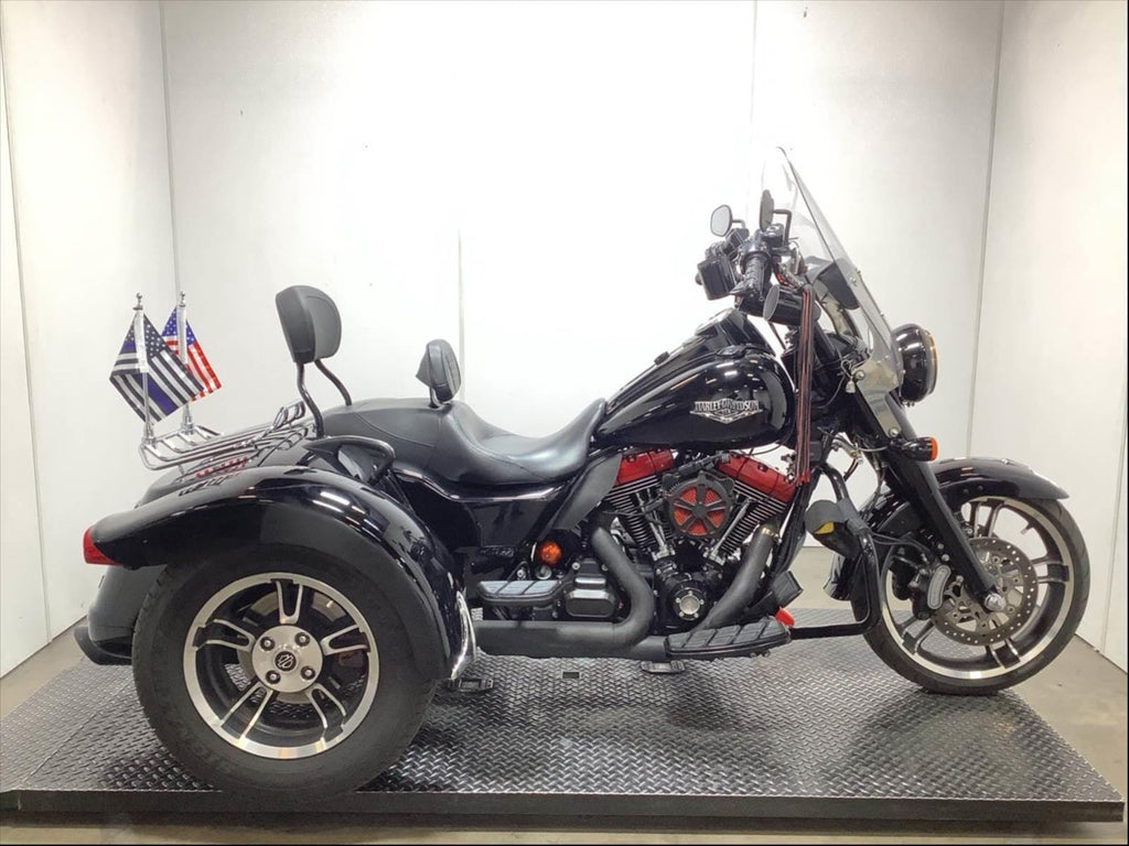 Harley-Davidson Motorcycle 2015 Harley-Davidson Freewheeler Free Wheeler FLRT Trike One Owner, Low Miles, & Thousands In Upgrades! $17,995 (Sneak Peek Deal)