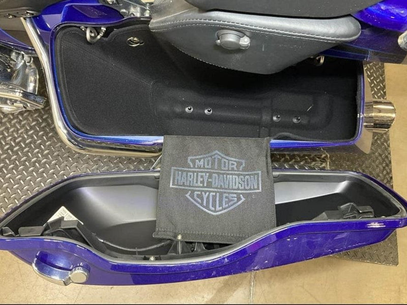 Harley-Davidson Motorcycle 2015 Harley-Davidson Screamin' Eagle CVO Road Glide Ultra FLTRUSE 110" One Owner! Low Miles! $17,995