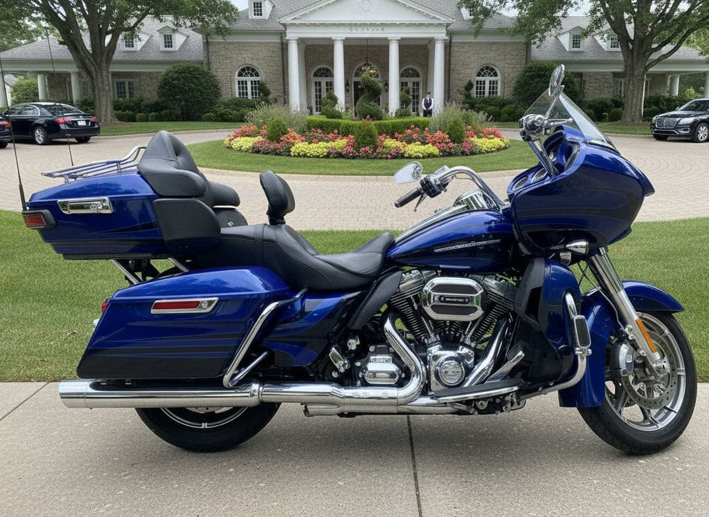 Harley-Davidson Motorcycle 2015 Harley-Davidson Screamin' Eagle CVO Road Glide Ultra FLTRUSE 110" One Owner! Low Miles! $17,995