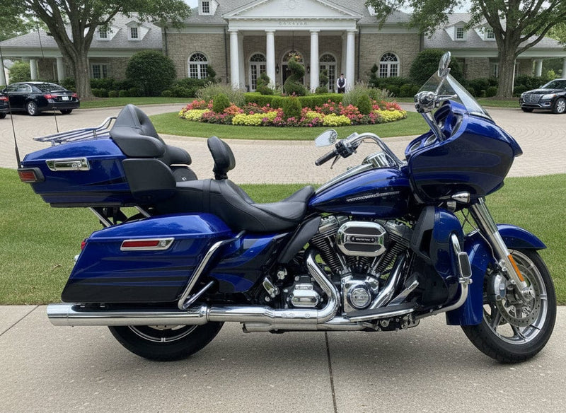 Harley-Davidson Motorcycle 2015 Harley-Davidson Screamin' Eagle CVO Road Glide Ultra FLTRUSE 110" One Owner! Low Miles! $17,995