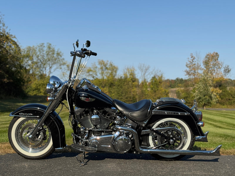 Harley-Davidson Motorcycle 2015 Harley-Davidson Softail Deluxe FLSTN One-Owner w/ Chrome Front End Low Miles! $14,995