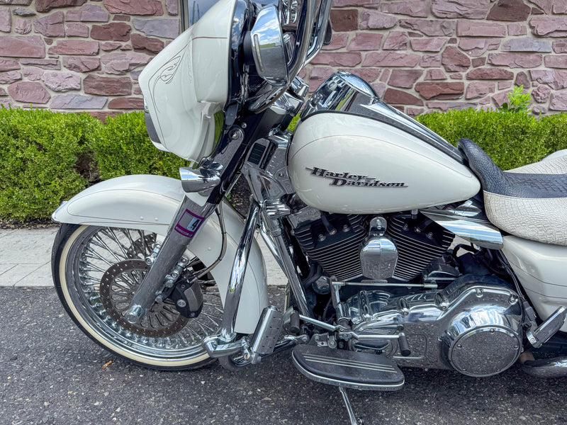 Harley-Davidson Motorcycle 2015 Harley-Davidson Street Glide Special FLHXS Chromed Out Big Wheel Bagger! Only 13K Miles! - $14,995