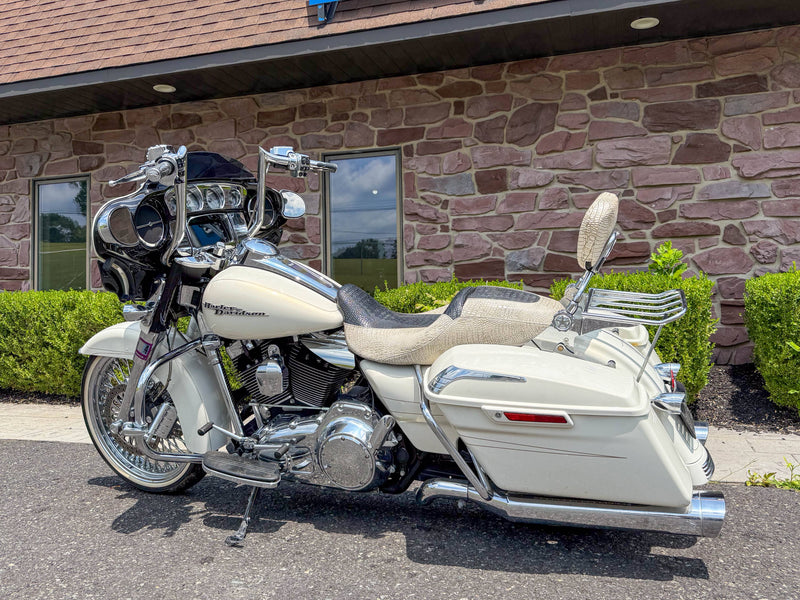 Harley-Davidson Motorcycle 2015 Harley-Davidson Street Glide Special FLHXS Chromed Out Big Wheel Bagger! Only 13K Miles! - $14,995