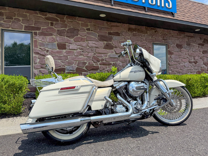 Harley-Davidson Motorcycle 2015 Harley-Davidson Street Glide Special FLHXS Chromed Out Big Wheel Bagger! Only 13K Miles! - $14,995
