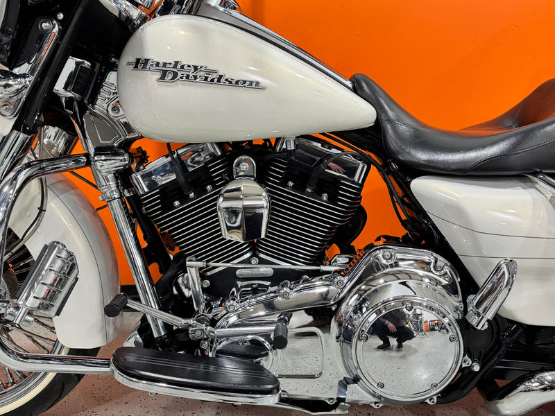 Harley-Davidson Motorcycle 2015 Harley-Davidson Street Glide Special FLHXS Lots of Chrome & Only 13k Miles! $12,995