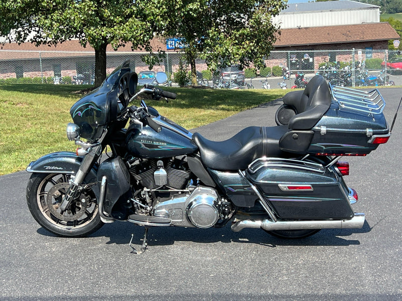 Harley-Davidson Motorcycle 2015 Harley-Davidson Touring Electra Glide Ultra Classic FLHTCUL Low Black Magic One Owner! $11,495