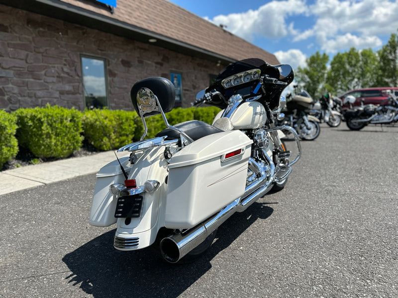 Harley-Davidson Motorcycle 2015 Harley-Davidson Touring Street Glide Special FLHXS Rare Color w/ Many Extras One Owner! $16,995 (Sneak Peek Deal)