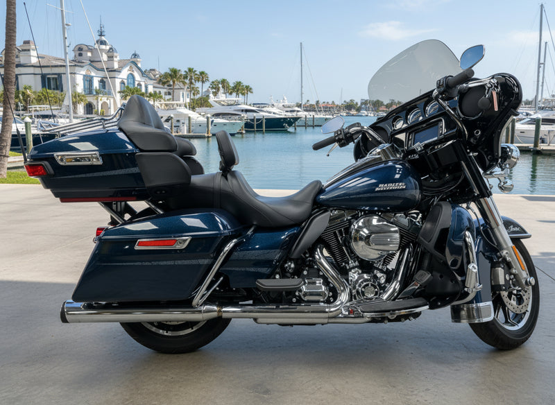 Harley-Davidson Motorcycle 2016 Harley-Davidson Electra Glide Ultra Classic Limited FLHTK Stunning One Owner w/ Only 4,229 Miles and Upgrades! $13,995