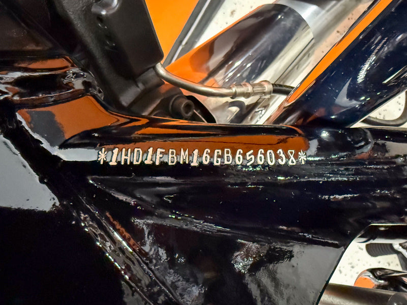 Harley-Davidson Motorcycle 2016 Harley-Davidson Road King FLHR 103" Street Glide Style Detachable Fairing & Upgrades! $11,995