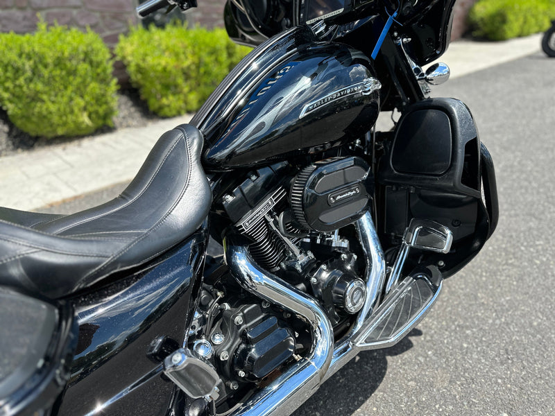 Harley-Davidson Motorcycle 2016 Harley-Davidson Screamin' Eagle CVO Street Glide FLHXSE 110" One Owner Low Miles w/ Bars & Detachable Tourpak $19,995