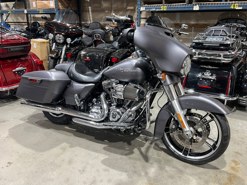 Harley-Davidson Motorcycle 2016 Harley-Davidson Street Glide Special FLHXS Screamin' Eagle 120R w/ Only 18,206 Miles! One Owner! $19,995