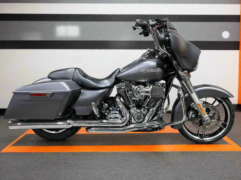 Harley-Davidson Motorcycle 2016 Harley-Davidson Street Glide Special FLHXS Screamin' Eagle 120R w/ Only 18,206 Miles! One Owner! $19,995