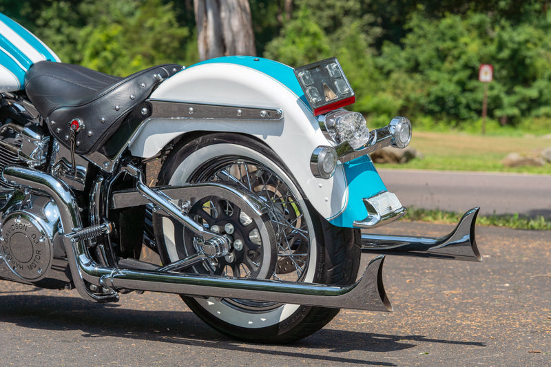 Harley-Davidson Motorcycle 2017 Harley-Davidson Heritage Softail Classic FLSTC Two-Tone Thousands in Upgrades! Mint! $15,995