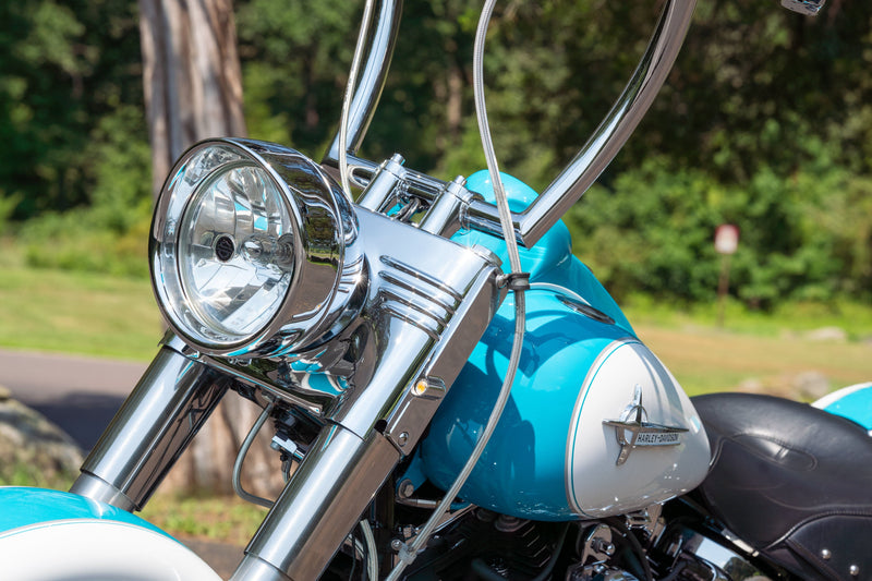 Harley-Davidson Motorcycle 2017 Harley-Davidson Heritage Softail Classic FLSTC Two-Tone Thousands in Upgrades! Mint! $15,995