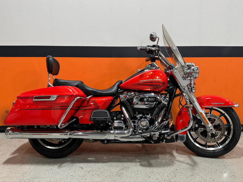 Harley-Davidson Motorcycle 2017 Harley-Davidson Road King FLHR M8 FLHXS w/ Detachable Batwing Fairing & Extras! $13,495