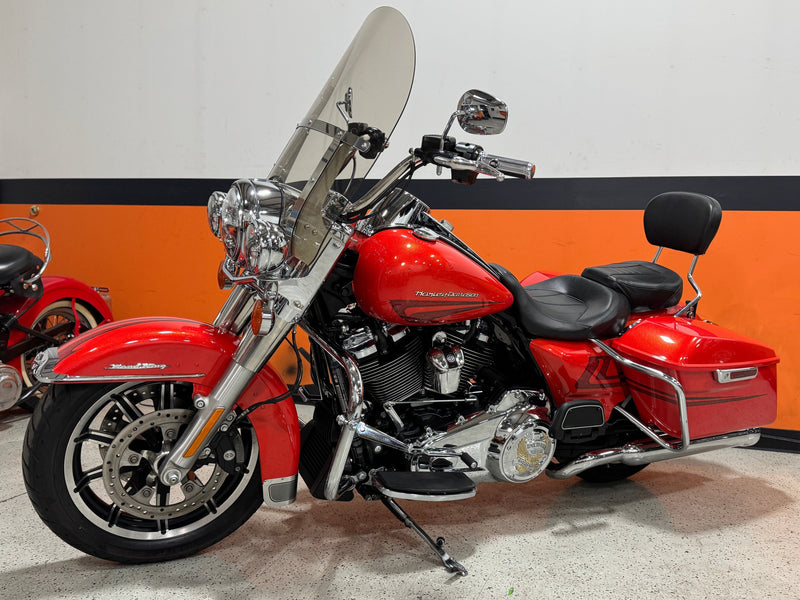 Harley-Davidson Motorcycle 2017 Harley-Davidson Road King FLHR M8 FLHXS w/ Detachable Batwing Fairing & Extras! $13,495