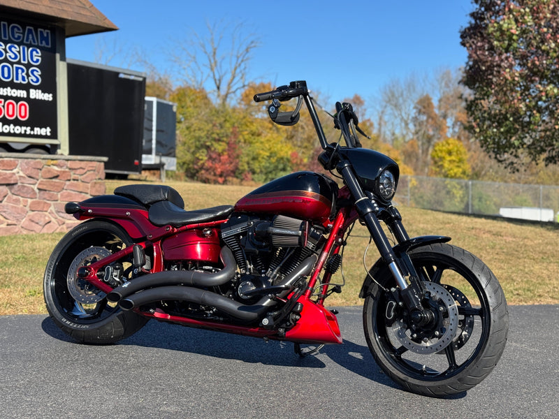 Harley-Davidson Motorcycle 2017 Harley-Davidson Screamin' Eagle CVO Softail Breakout Pro Street FXSE 110" One Owner! $14,995