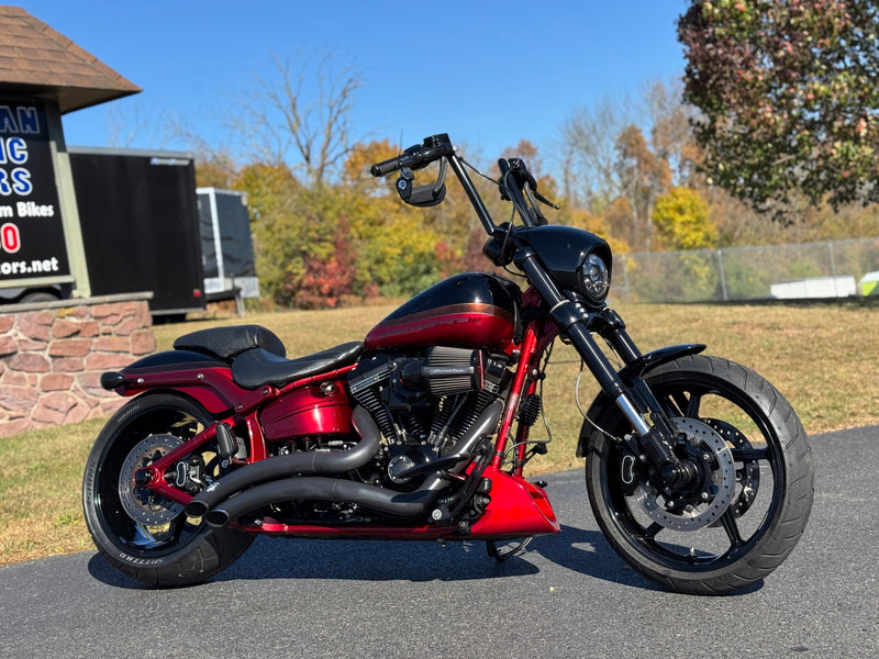 Harley-Davidson Motorcycle 2017 Harley-Davidson Screamin' Eagle CVO Softail Breakout Pro Street FXSE 110" One Owner! $14,995