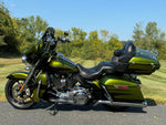 Harley-Davidson Motorcycle 2017 Harley-Davidson Screamin' Eagle CVO Ultra Limited FLHTKSE Low Miles, Extras, & Thousands Below Retail! $19,995