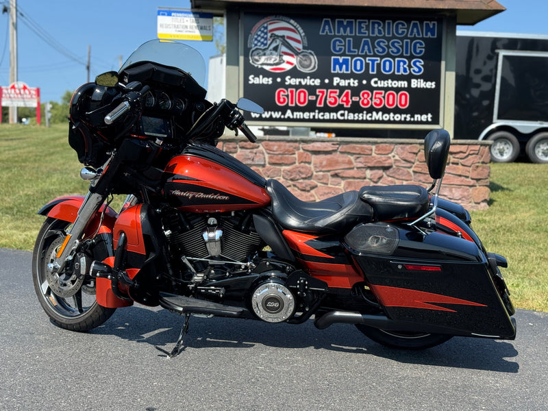 Harley-Davidson Motorcycle 2017 Harley-Davidson Screamin' Eagle Street Glide CVO® FLHXSE 114" One Owner w/ Apes & Rinehart Mufflers $17,995 (Sneak Peek Deal)