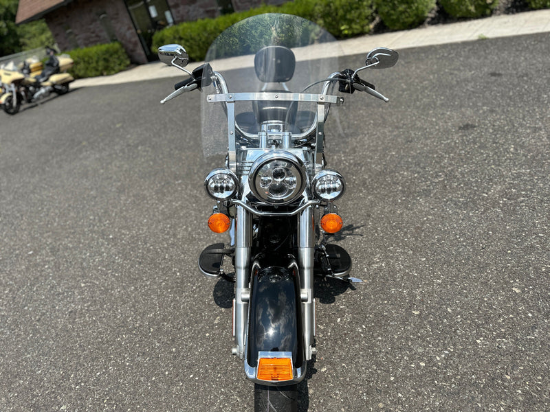 Harley-Davidson Motorcycle 2017 Harley-Davidson Softail Heritage Classic FLSTC One Owner! Last Year FLSTC Produced! $10,995