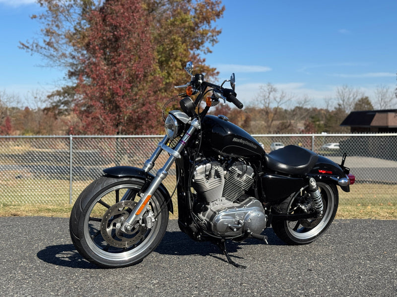 Harley-Davidson Motorcycle 2017 Harley-Davidson Sportster XL883L Super Low Only 10k Miles w/ Extras! $5,495