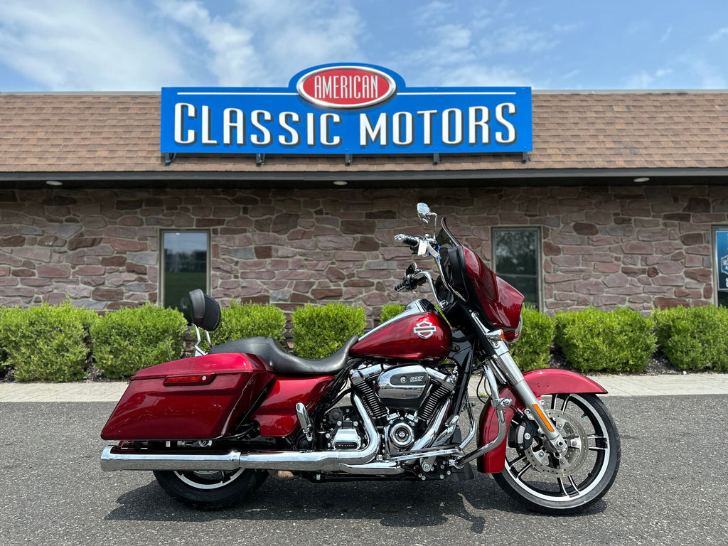 Harley-Davidson Motorcycle 2017 Harley-Davidson Street Glide FLHX Apes, Mufflers, & Many Extras! $14,995