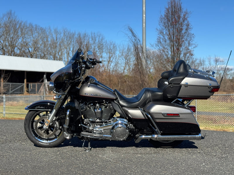 Harley-Davidson Motorcycle 2017 Harley-Davidson Ultra Limited Low FLHTKL M8 1 Owner Screamin' Eagle Stage 2 Loaded w/ Extras! $16,995